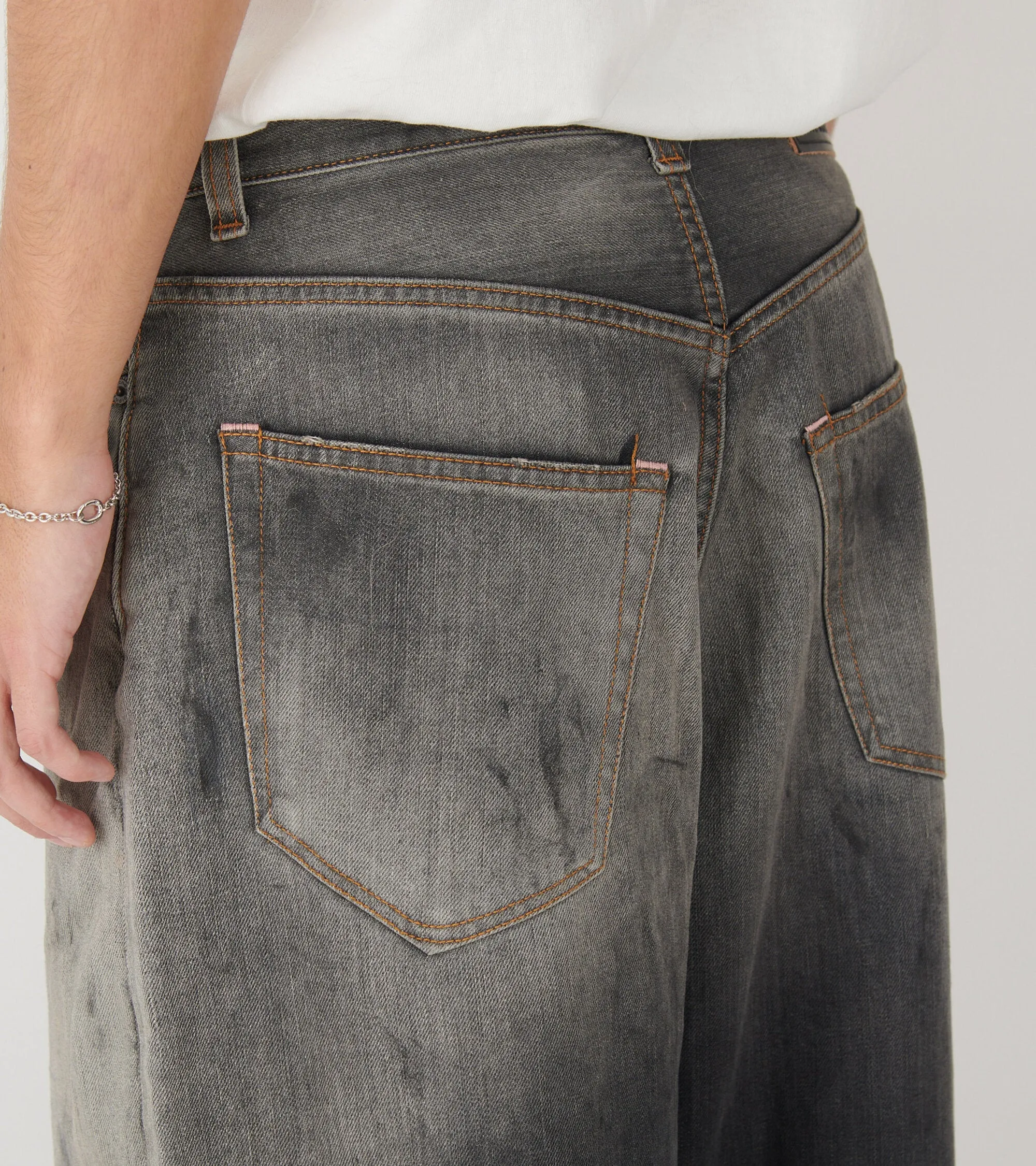 2023M Super Baggy Fit Jeans Black