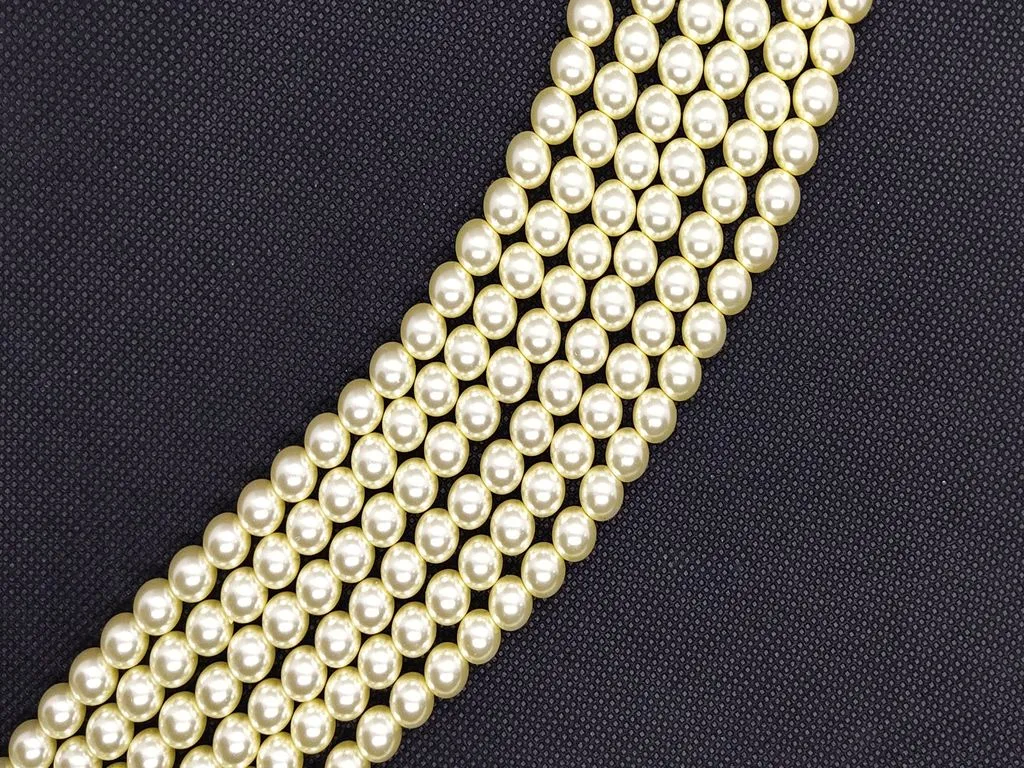Cream Superior Quality Spherical Glass Pearls