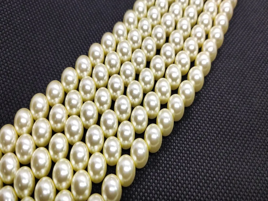 Cream Superior Quality Spherical Glass Pearls