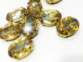 Golden Oval Glass Stone with Catcher (25x18 mm)