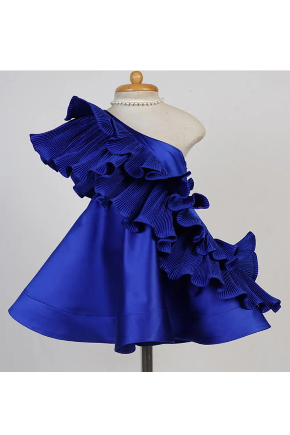 One shoulder dress with pleated frills