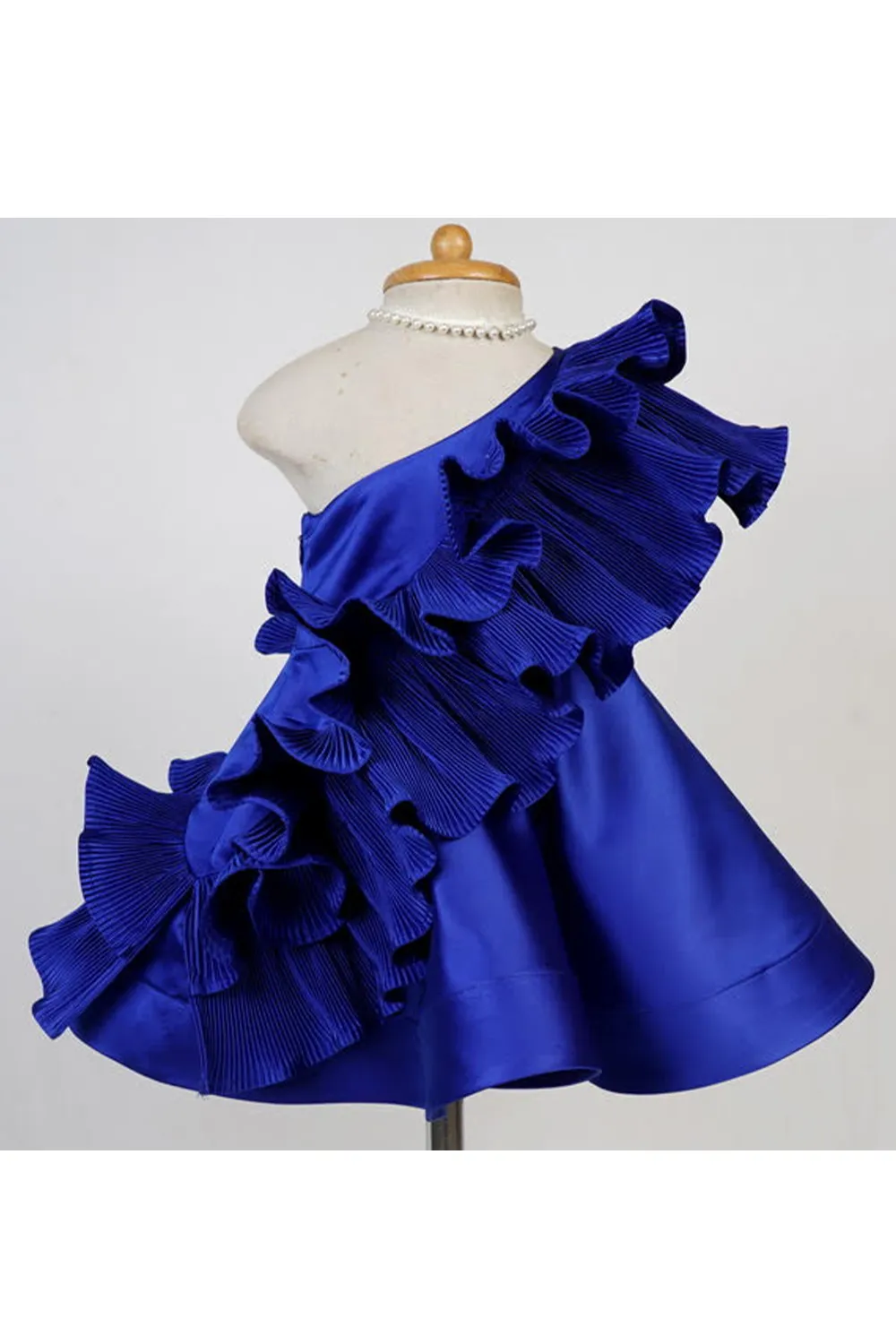 One shoulder dress with pleated frills