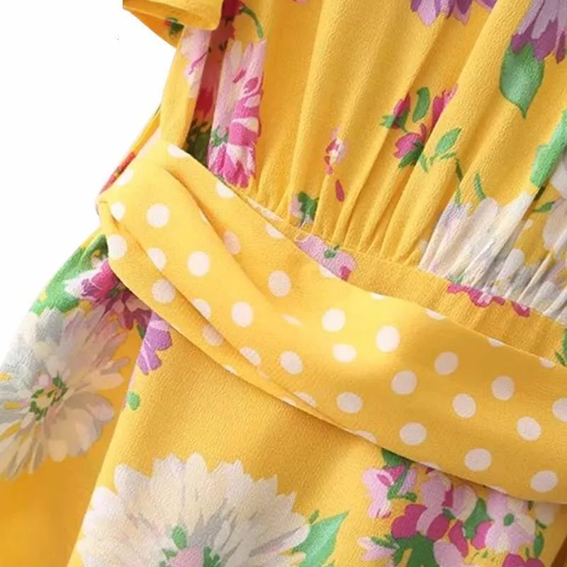 SPRING DREAM WRAP TOP