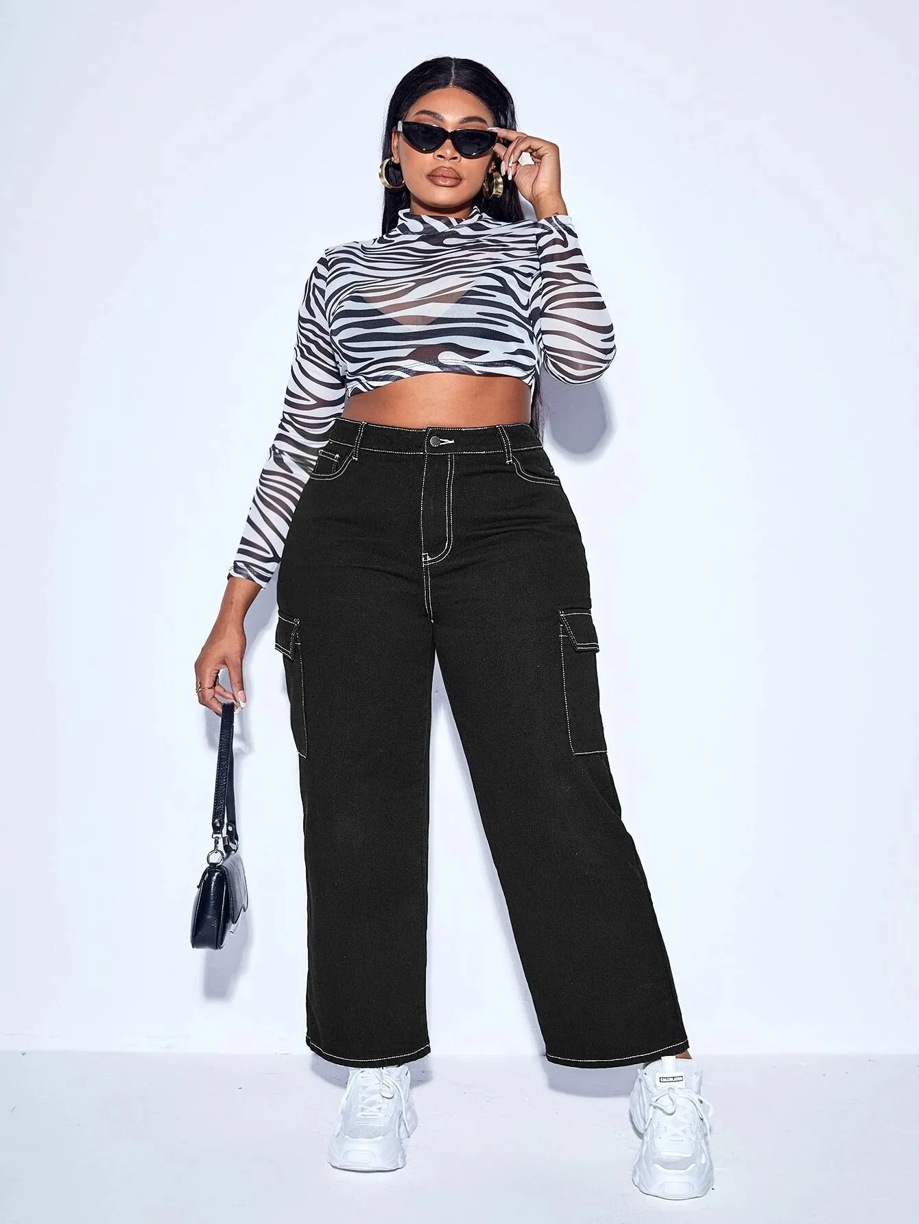 Zipper Fly Top Stitching Cargo Jeans